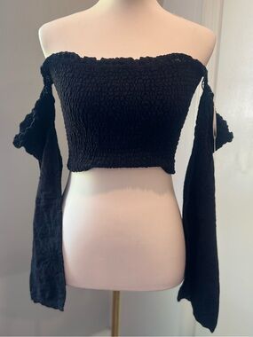 Winston White Black Smocked Off-Shoulder Eyelet Bell Sleeve Crop Top |Size M NWT
